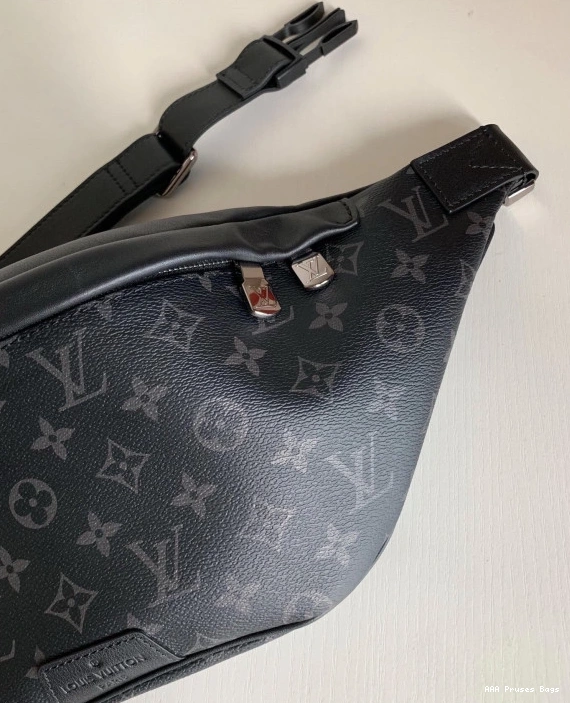 AAA Replica Ru DISCOVERY BUMBAG LOUIS VUITTON 0814
